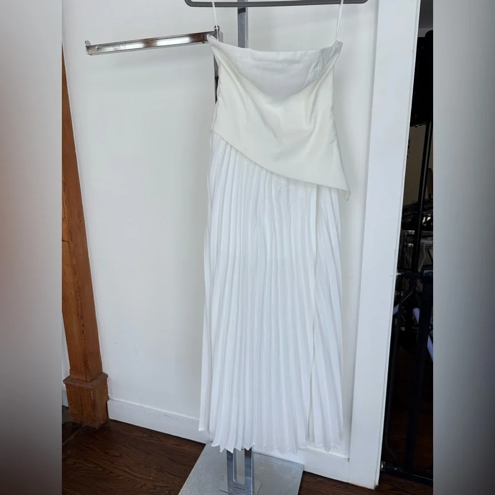 Commense - White Solid Pleated Strapless Split Dress Size Medium NWT - Picture 2 of 11
